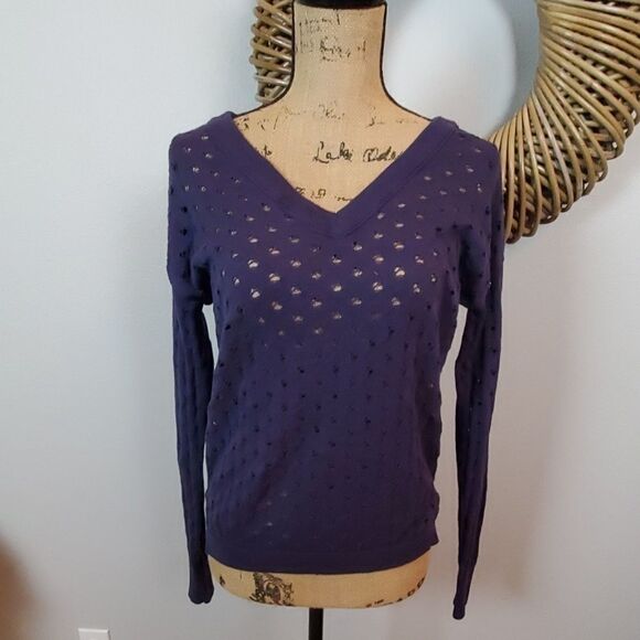B.P. sweater small - Picture 1 of 7